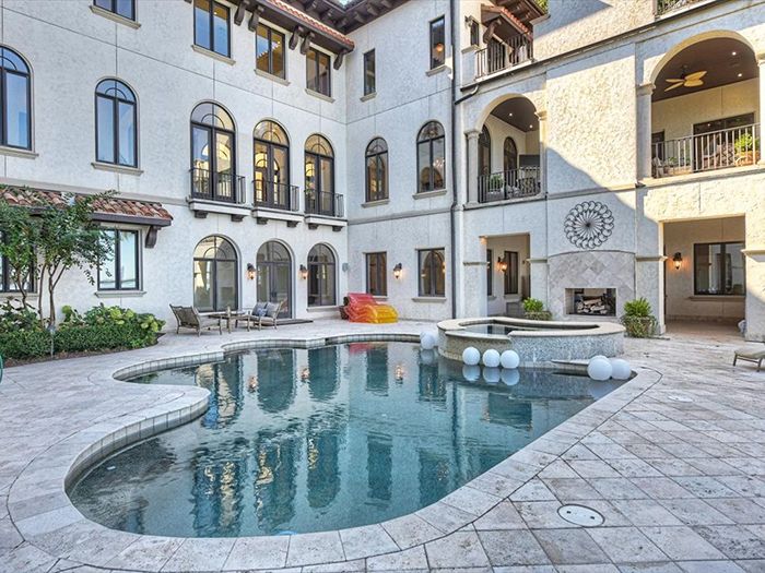 16125 Jetton Rd. pool