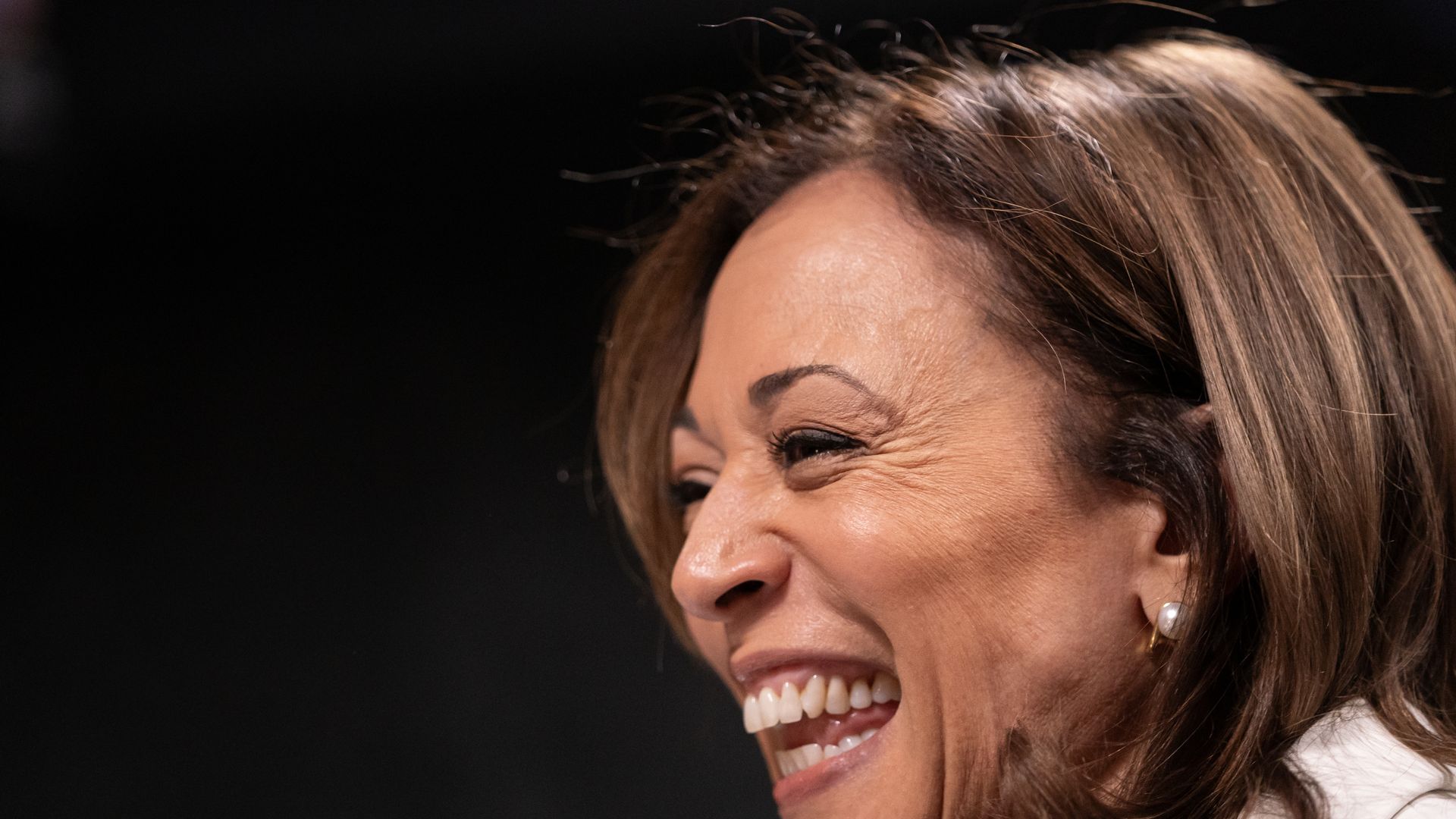 Kamala Harris smiles 
