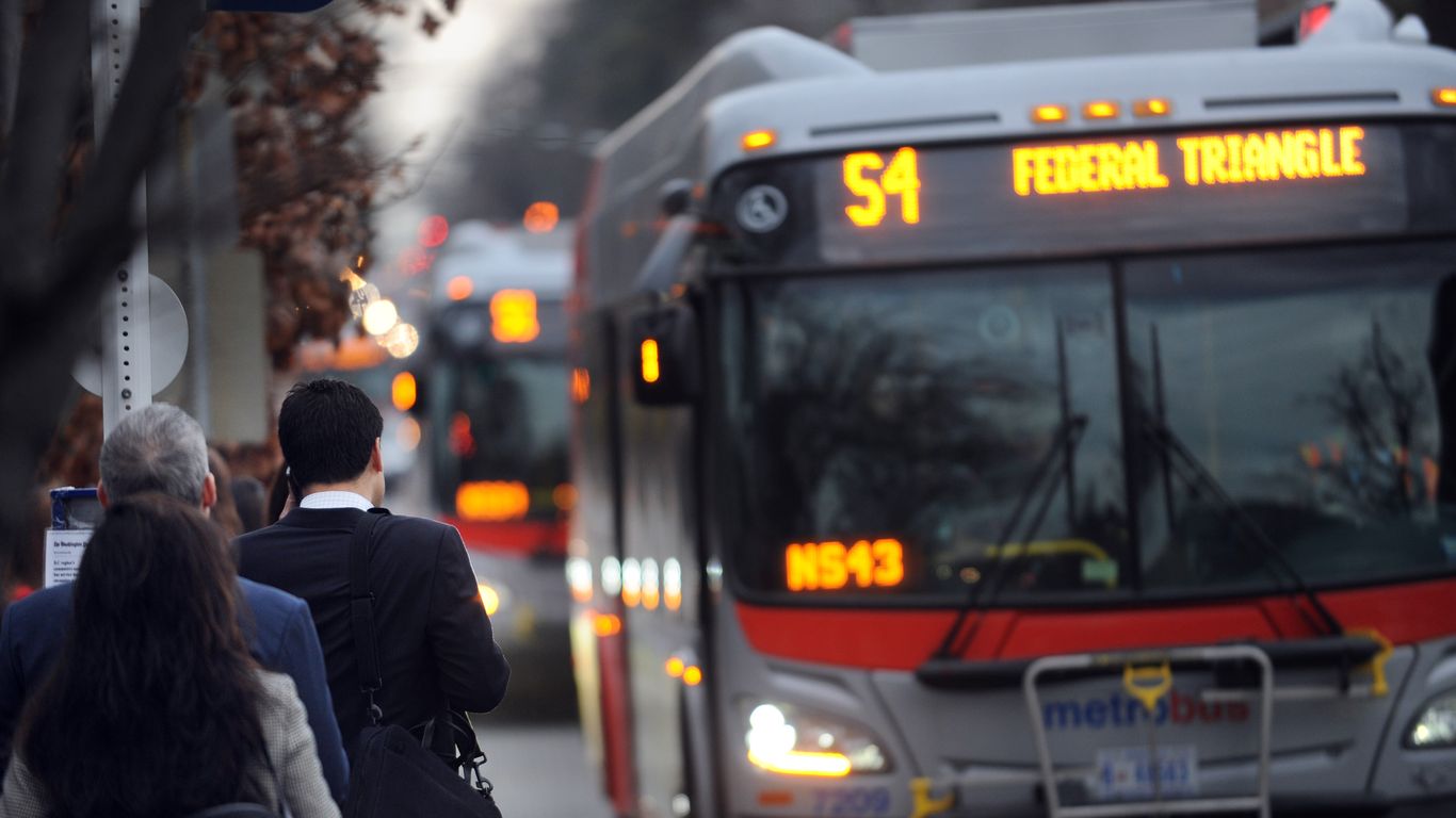 D.C.’s free Metrobus plan faces budget roadblock