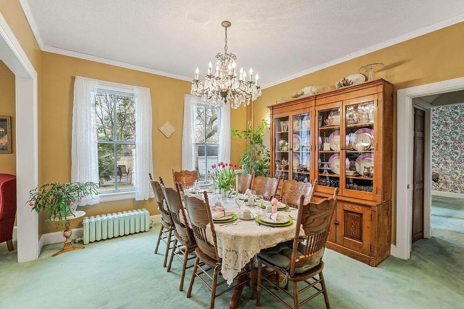 Historic Queen Anne Bed And Breakfast In Anoka Lists For $900,000 ...