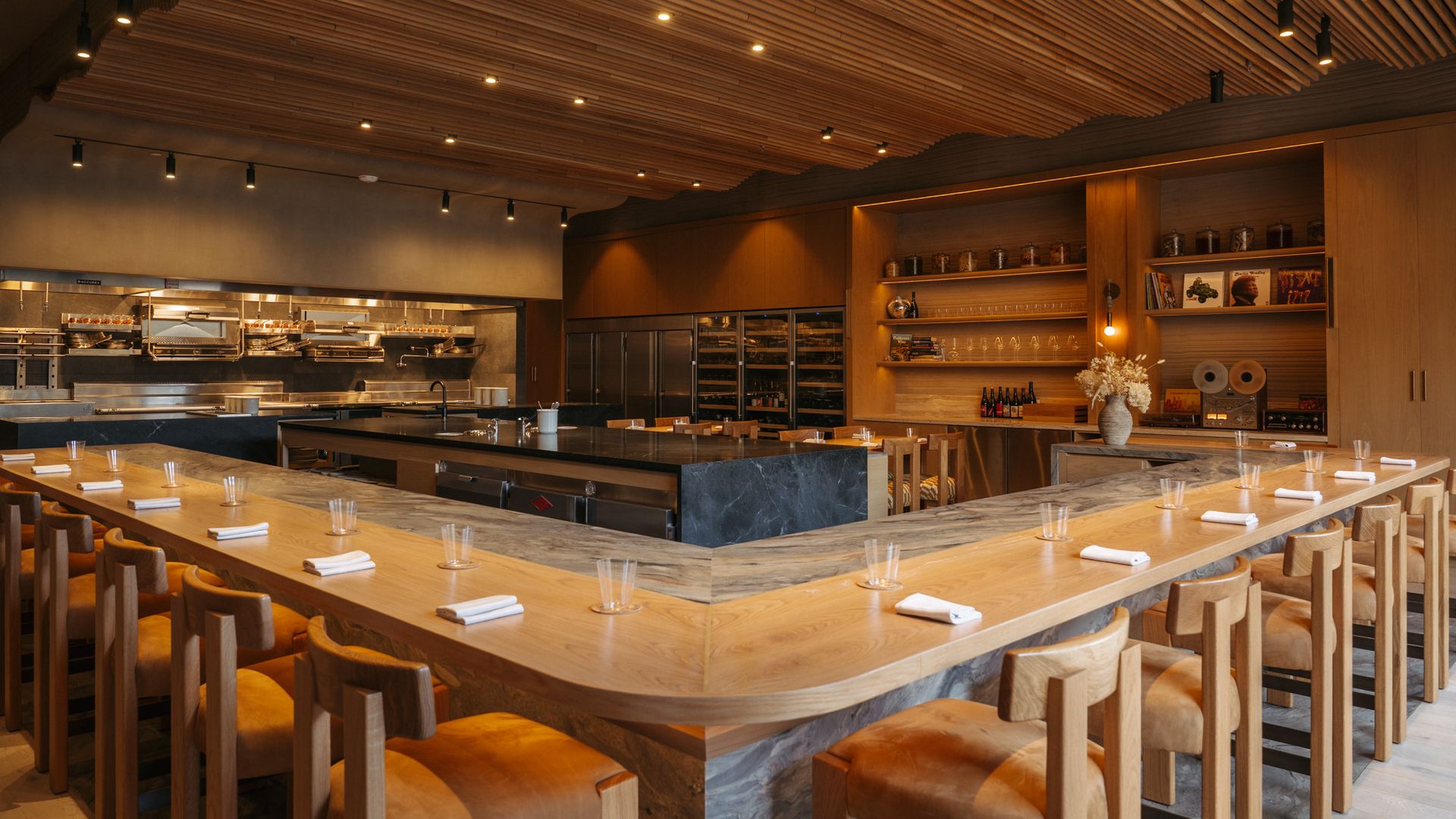 Lilo, Carlsbad's new fine dining restaurant, earns a Michelin star - Axios San Diego