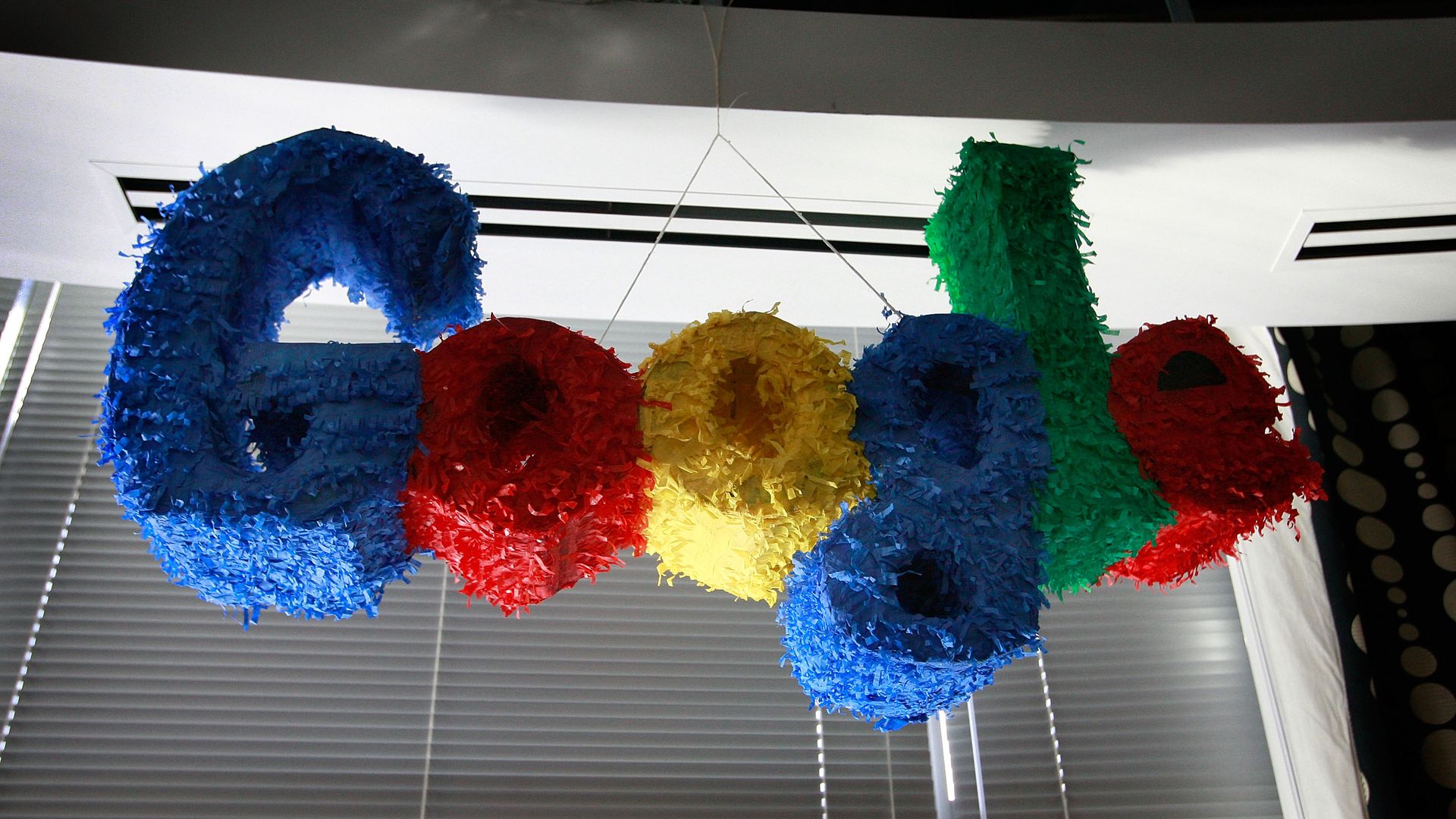 Google bans cryptocurrency-related ads