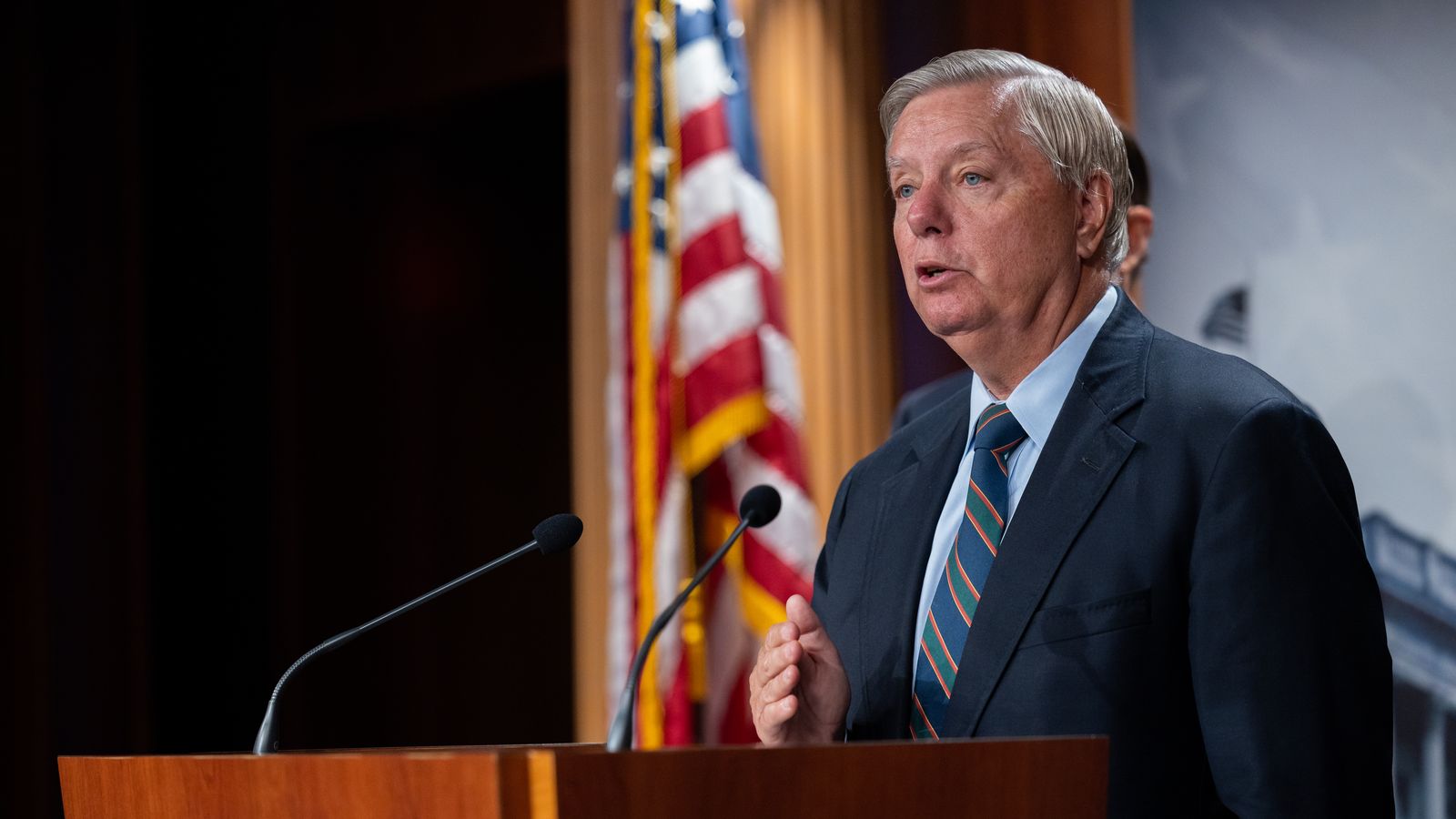 Georgia Prosecutor Insists Lindsey Graham Must Testify In 2020 Election ...