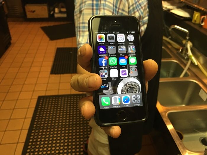 oliver wu mugs coffee shop phone