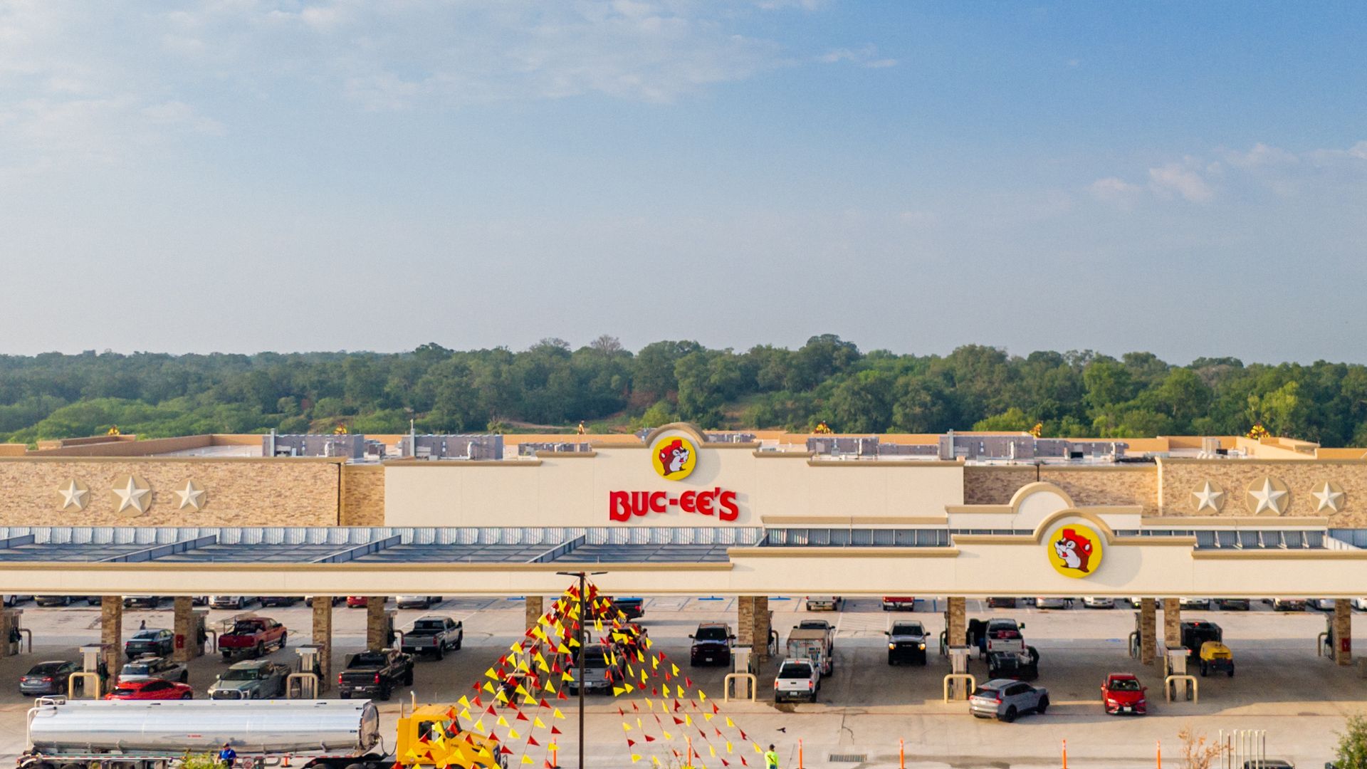  In an aerial view, the Buc-ee's convenience store is seen on June 12, 2024 in Luling, Texas. The Texas-based convenience store and gas stop, Buc-ee's has become the world's largest convenience store with over 100 gas pumps and a 75,000 square feet store.