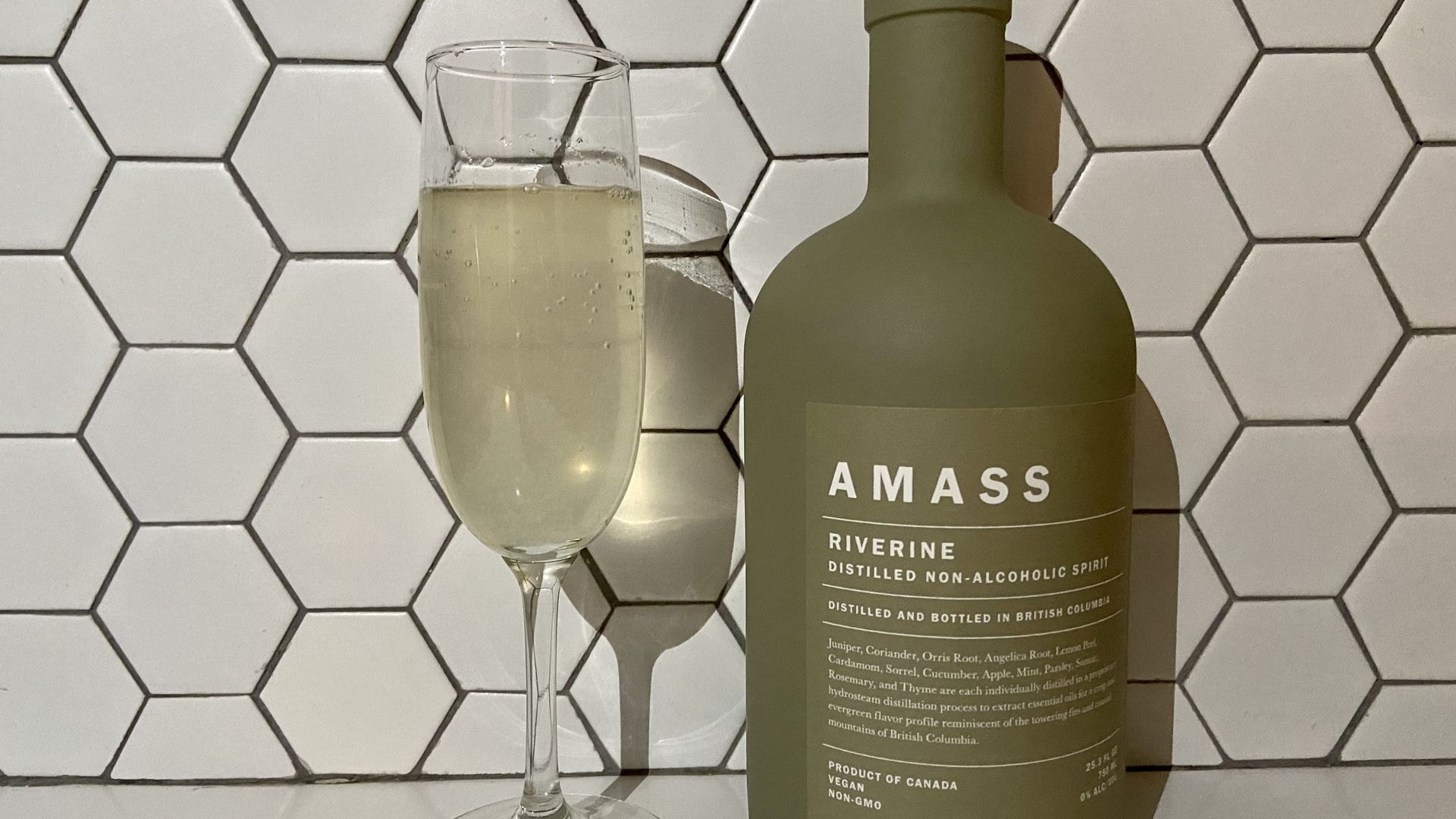 A French 75 and a bottle of non-alcoholic spirits