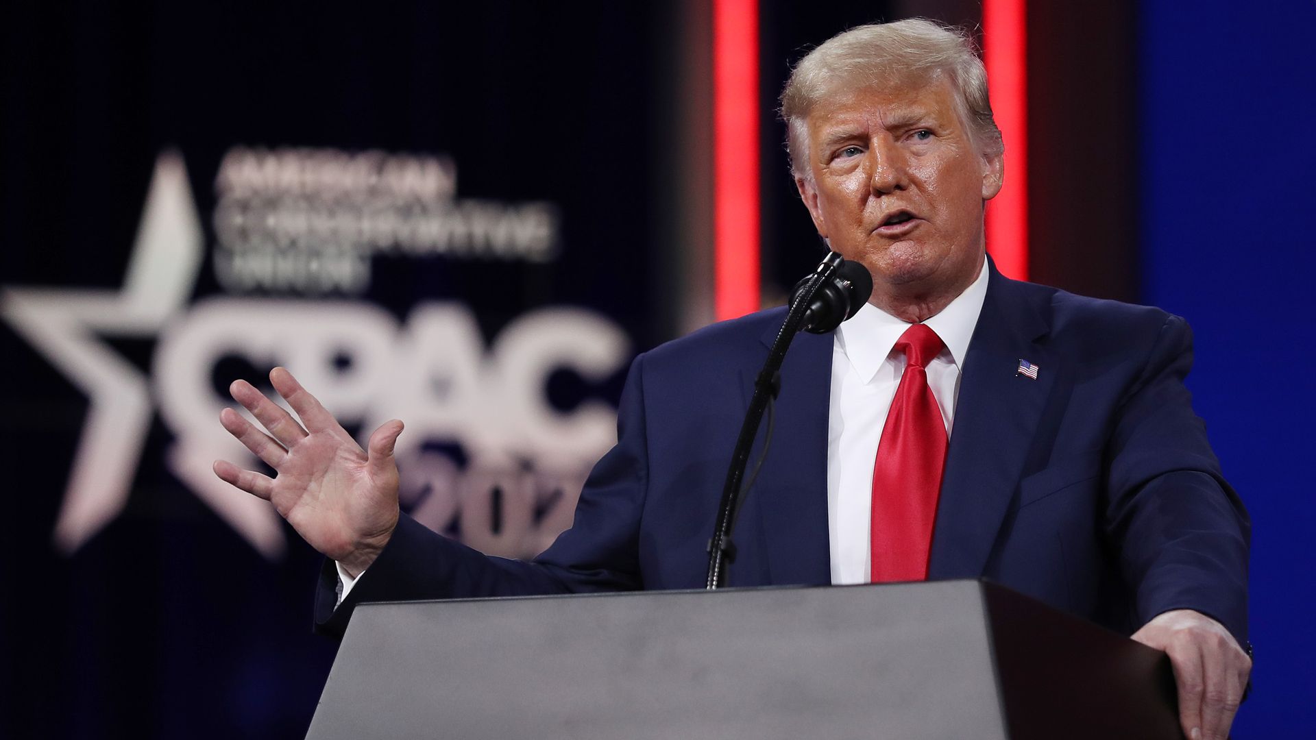 President Trump speaks at CPAC