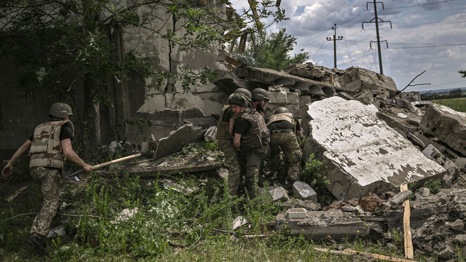 Ukrainian forces