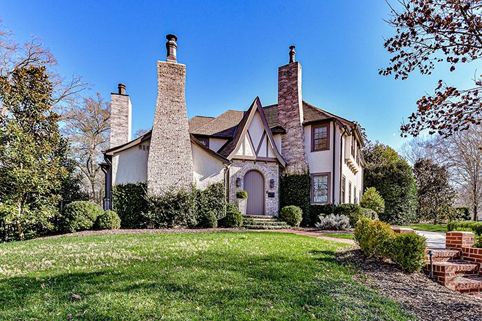 2001 Sherwood Ave. exterior