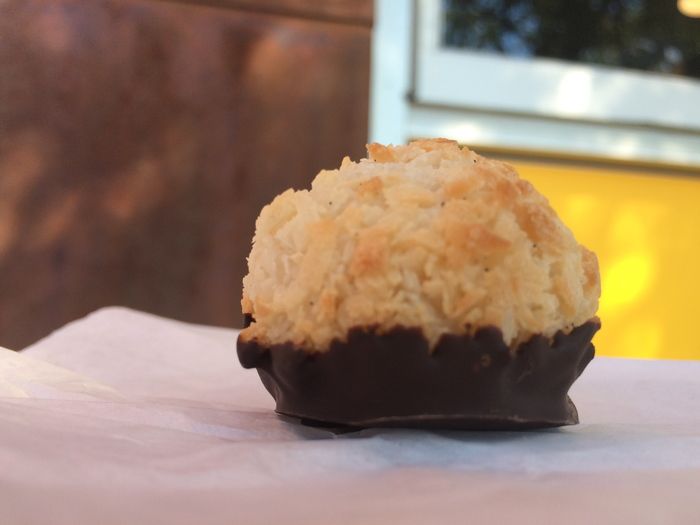 Earl's Grocery chocolate macaroon