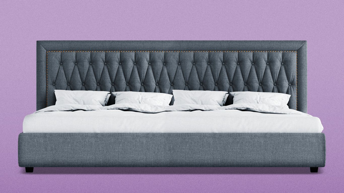 Seattle's civil rights laws could soon cover polyamory