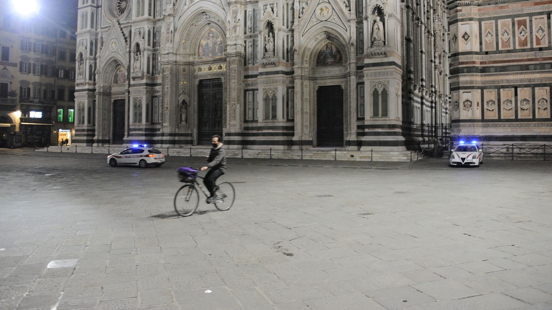  Duomo Square is seen empty on November 6, 2020 in Florence, Italy. 