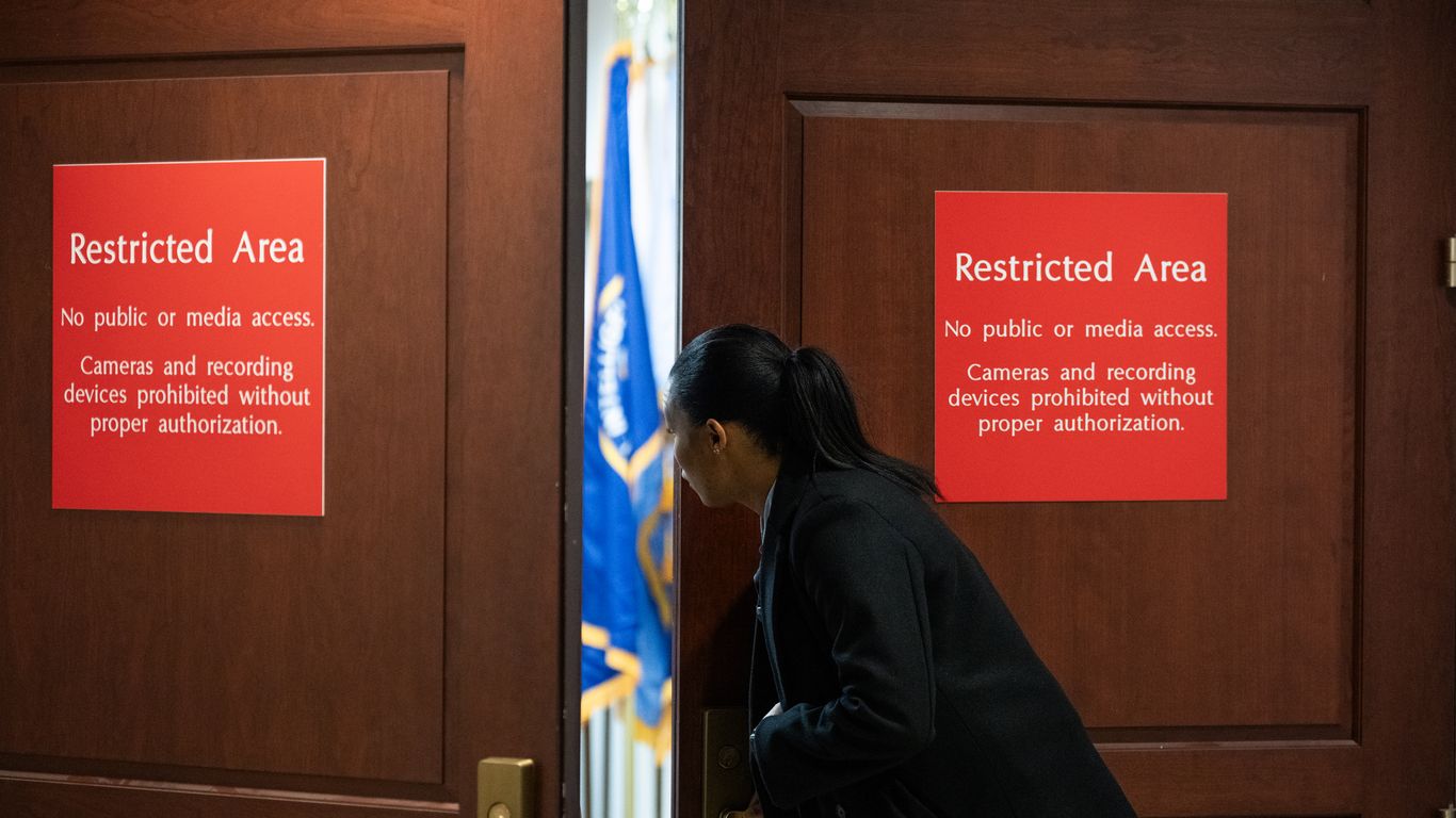 Inside Congress's deep split after marathon Venezuela briefing