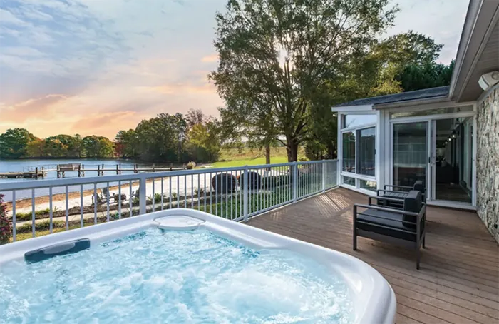 Strawberry Breeze hot tub