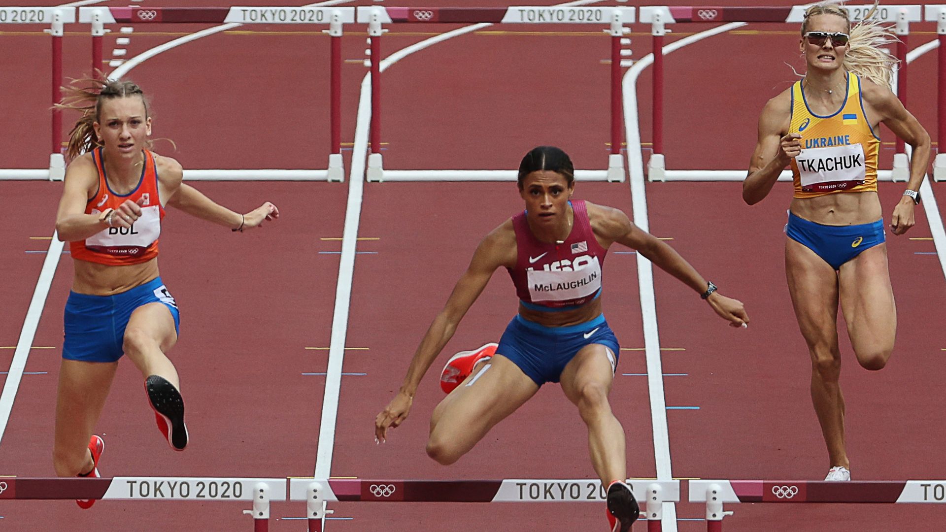 Sydney McLaughlin wins women's Olympic 400m hurdles gold, breaks record