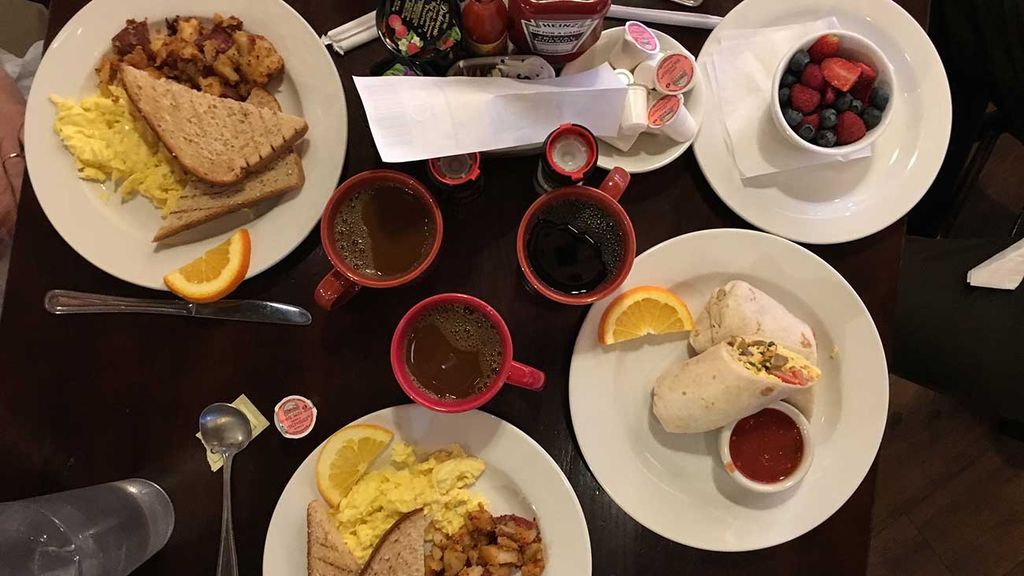 Top 5 breakfast spots in Charlotte according to Agenda Members Axios