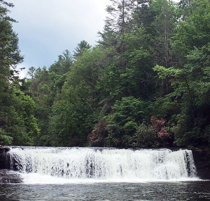 hooker-falls-hike-charlotte