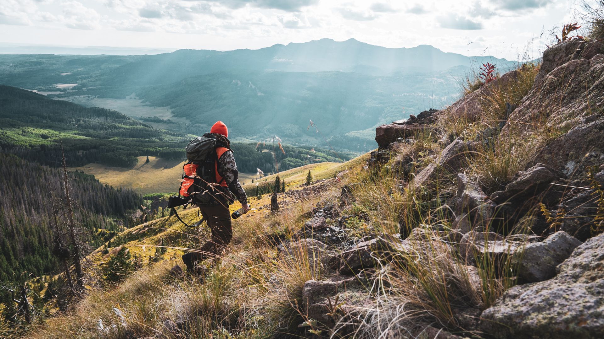 Hunting tools and equipment hi-res stock photography and images