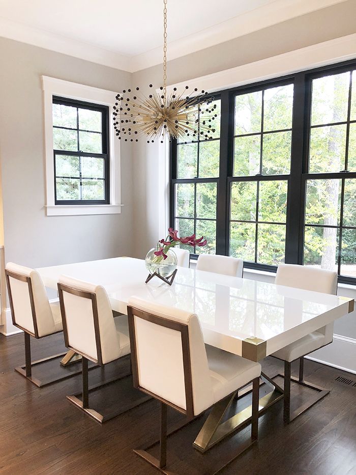 Style Hostess Home Tour breakfast room