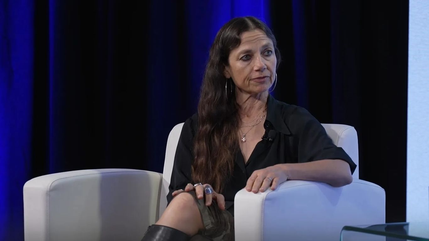 Justine Bateman says generative AI has no place in entertainment