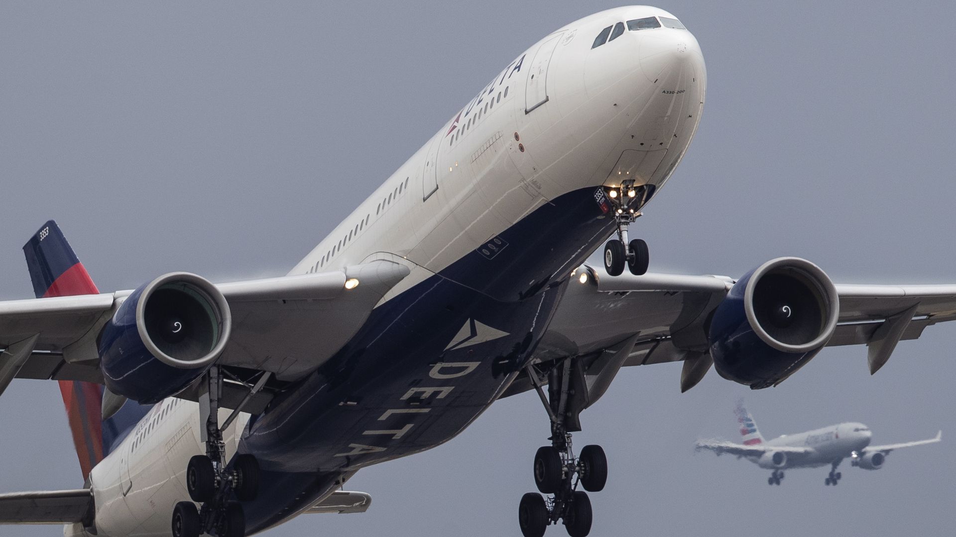 Delat plane
