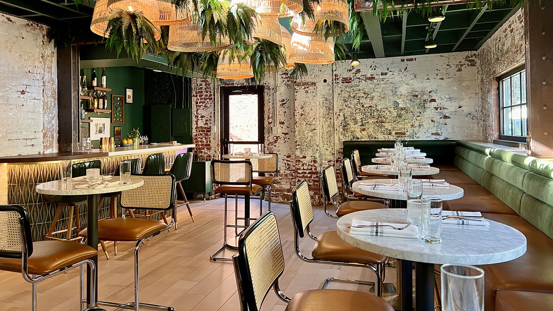 green room bar south end