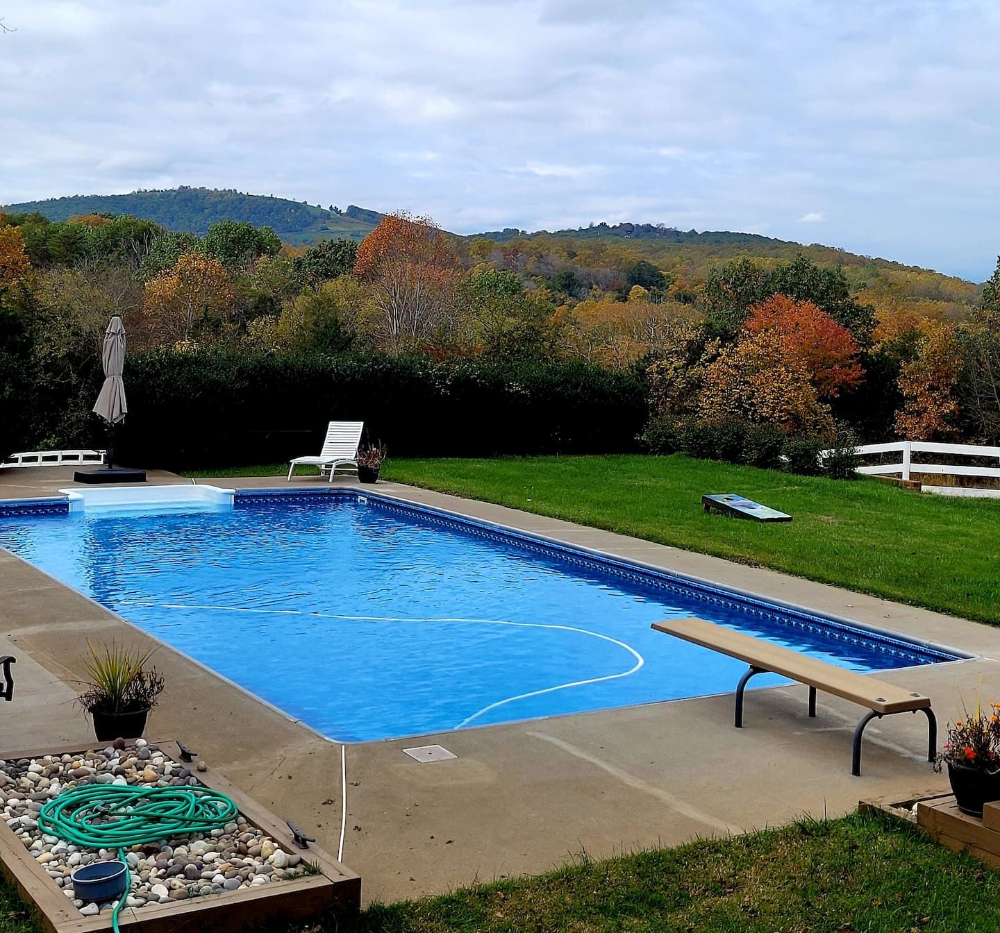 Jefferson farm cottage pool