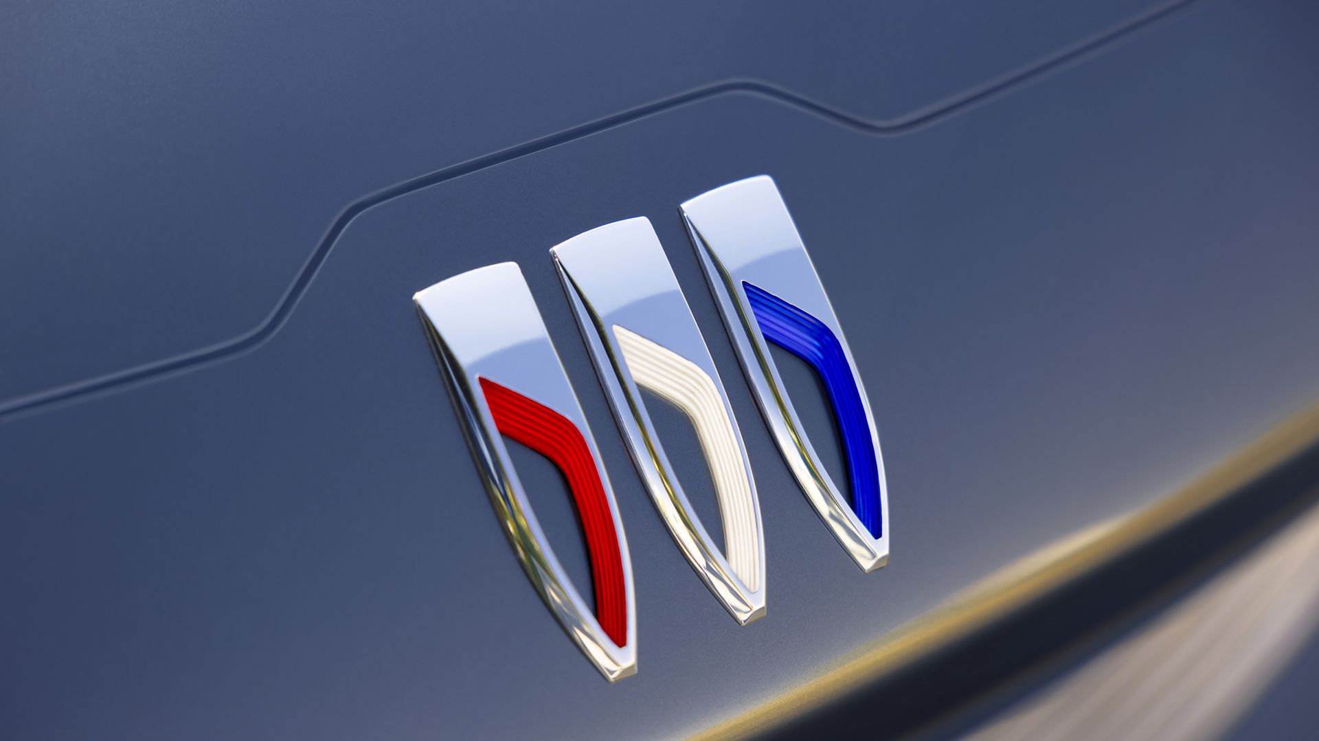 Photo of the new three-panel Buick logo