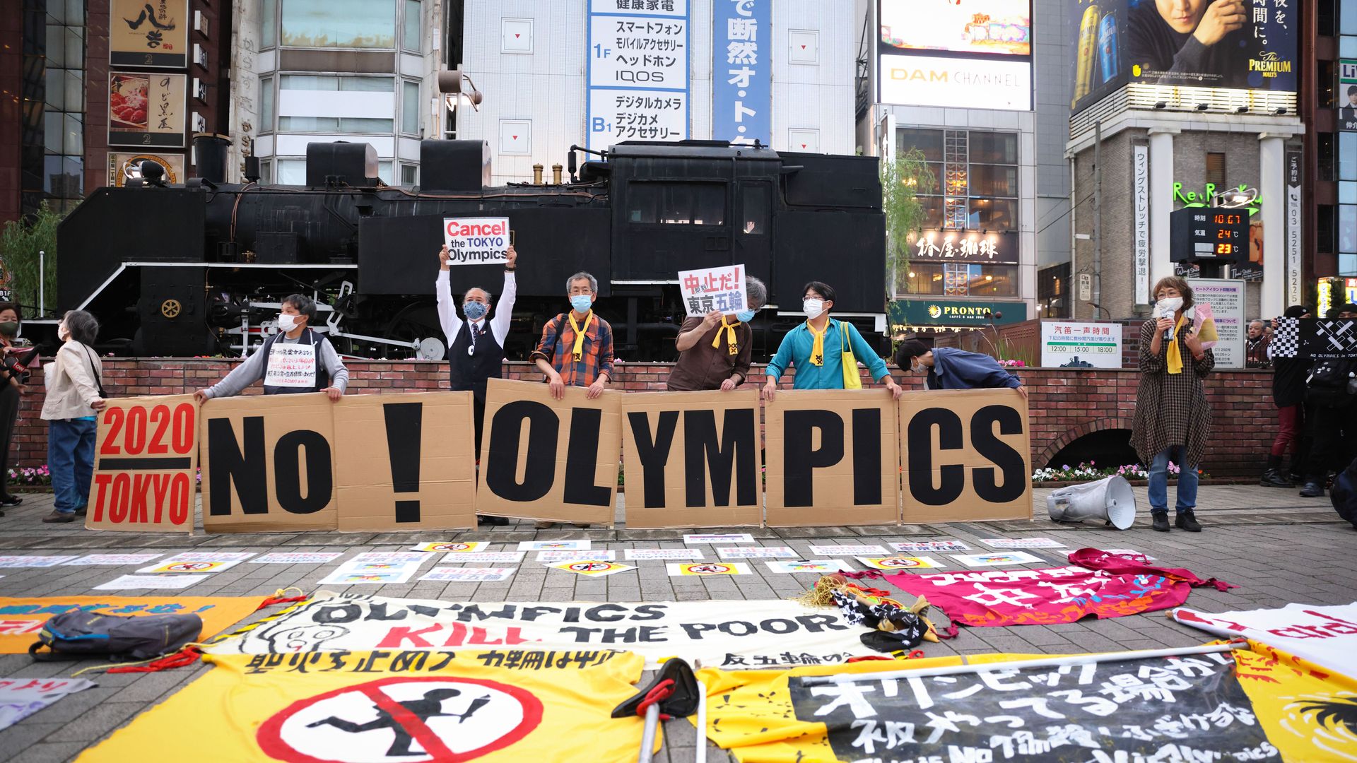 Protesters in Tokyo call for the Olympic Games to be cancelled on May 17, 2021.