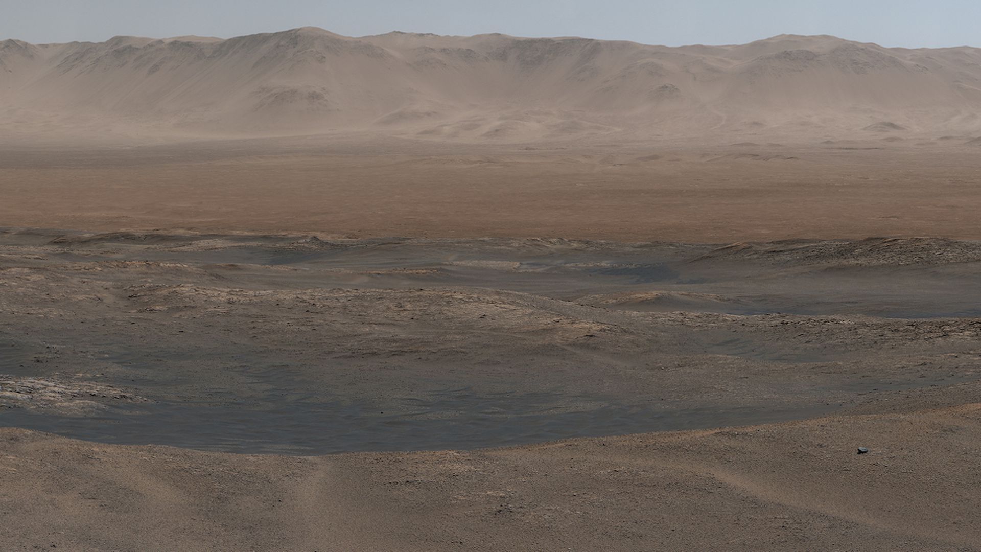  panoramic image of Martian mountains