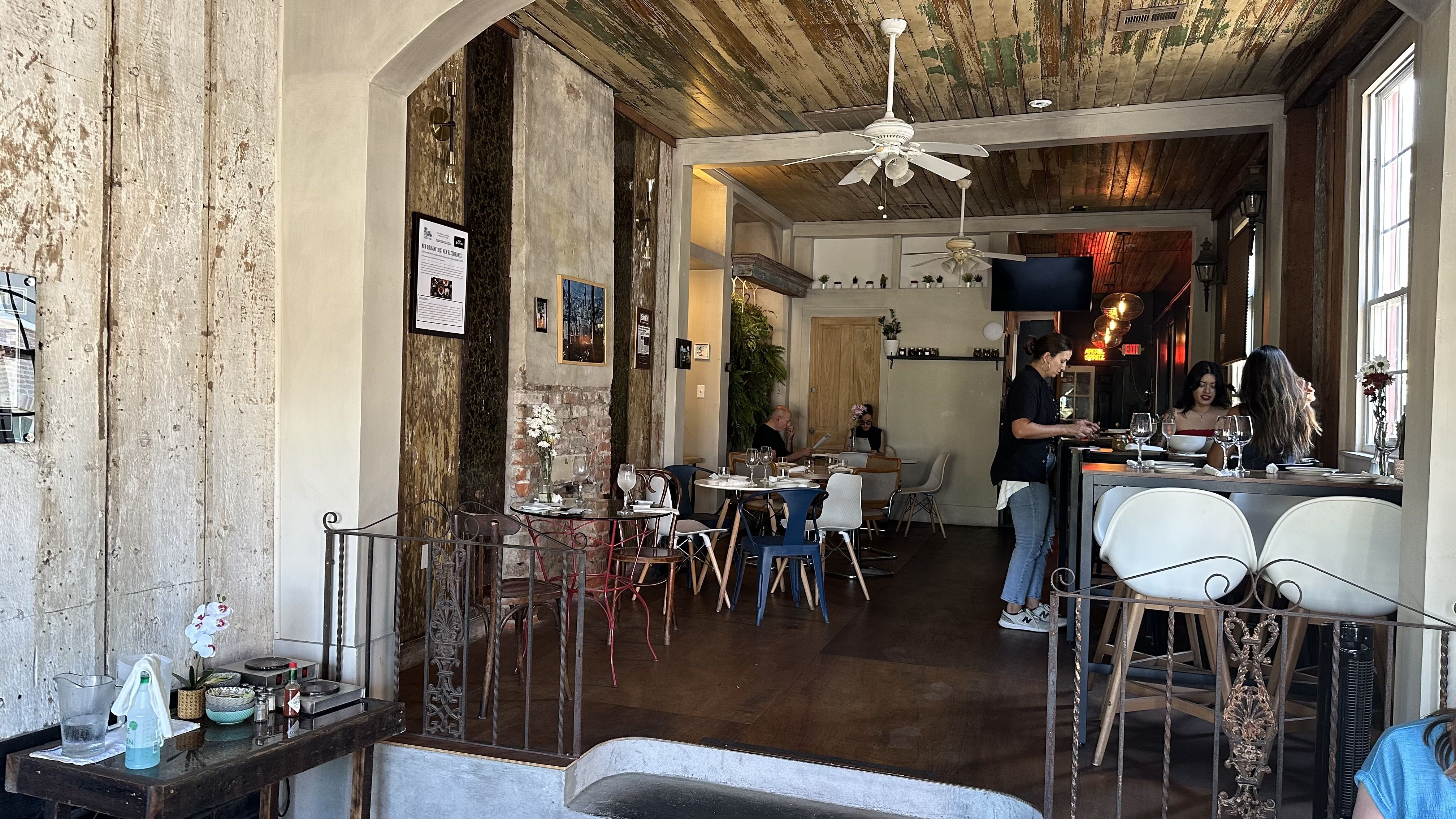 A picture of a restaurant interior.