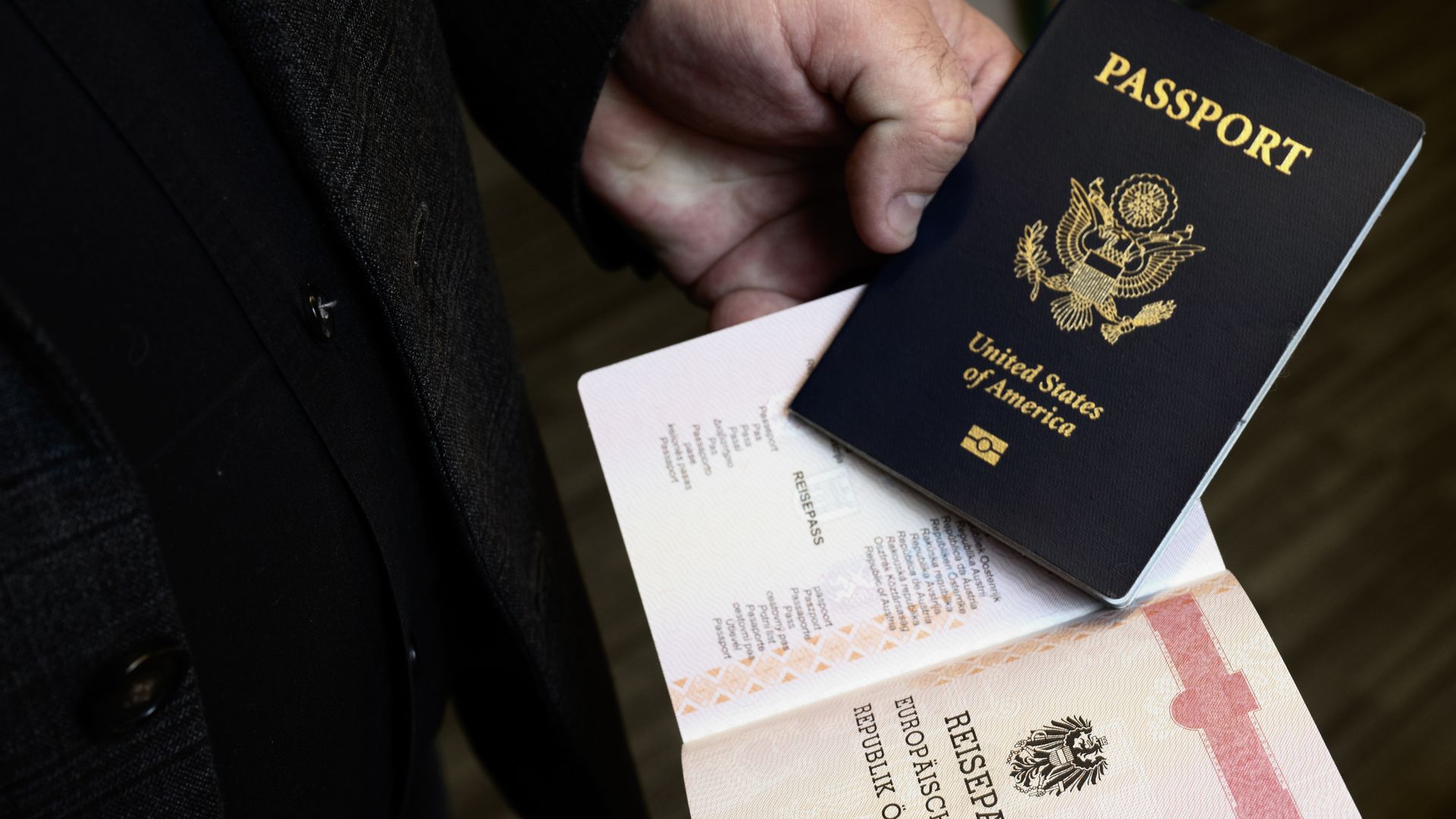German and U.S. passports