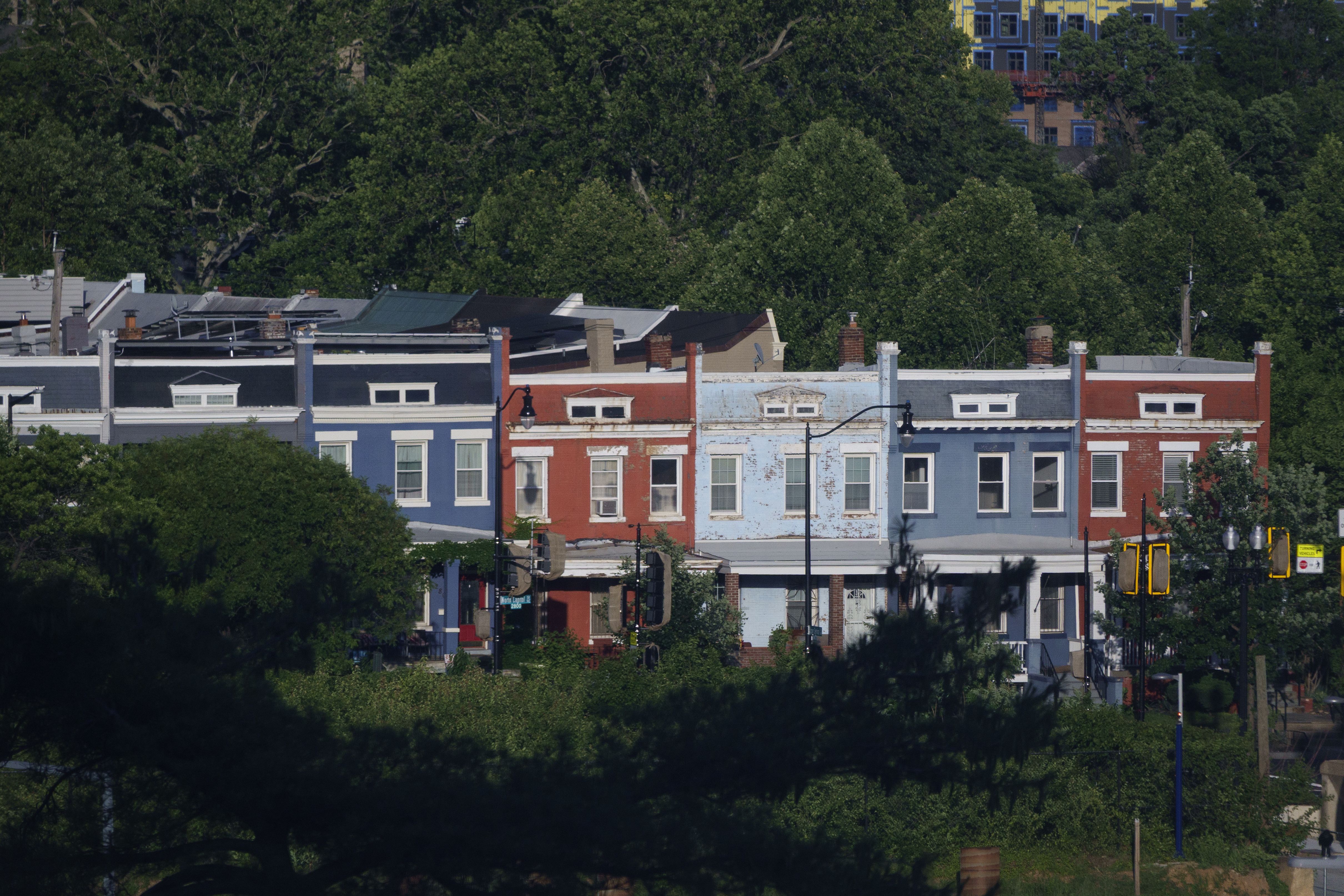 axios.com - Mimi Montgomery - What to expect from D.C.'s housing market next year