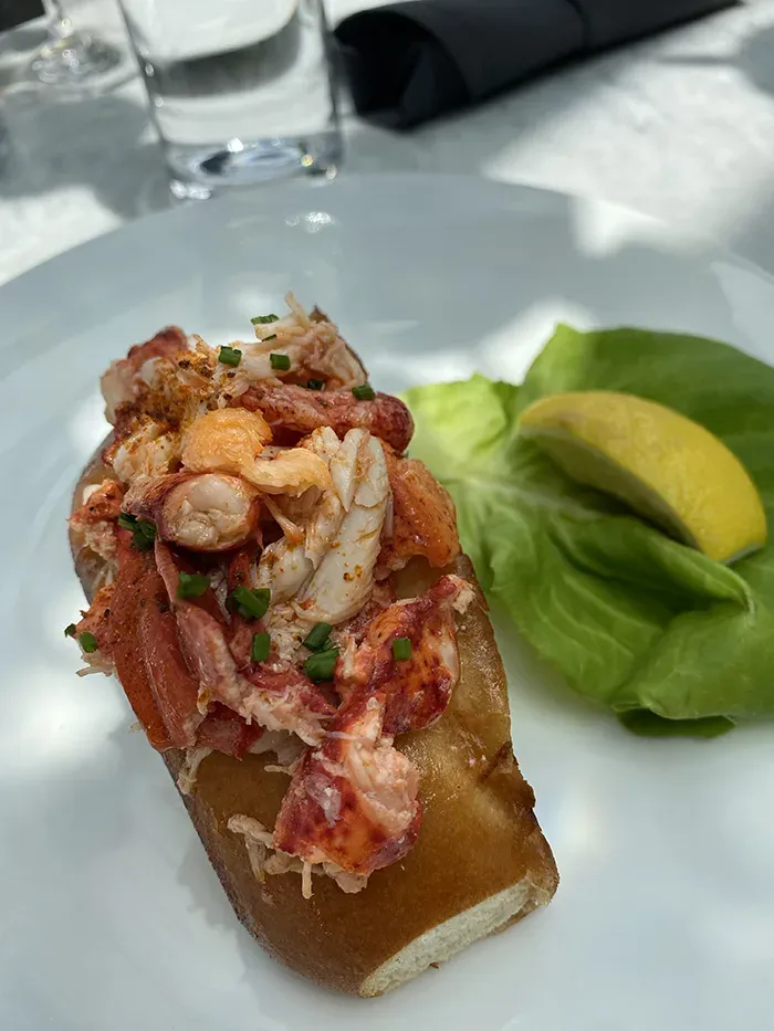 rh charlotte lobster roll