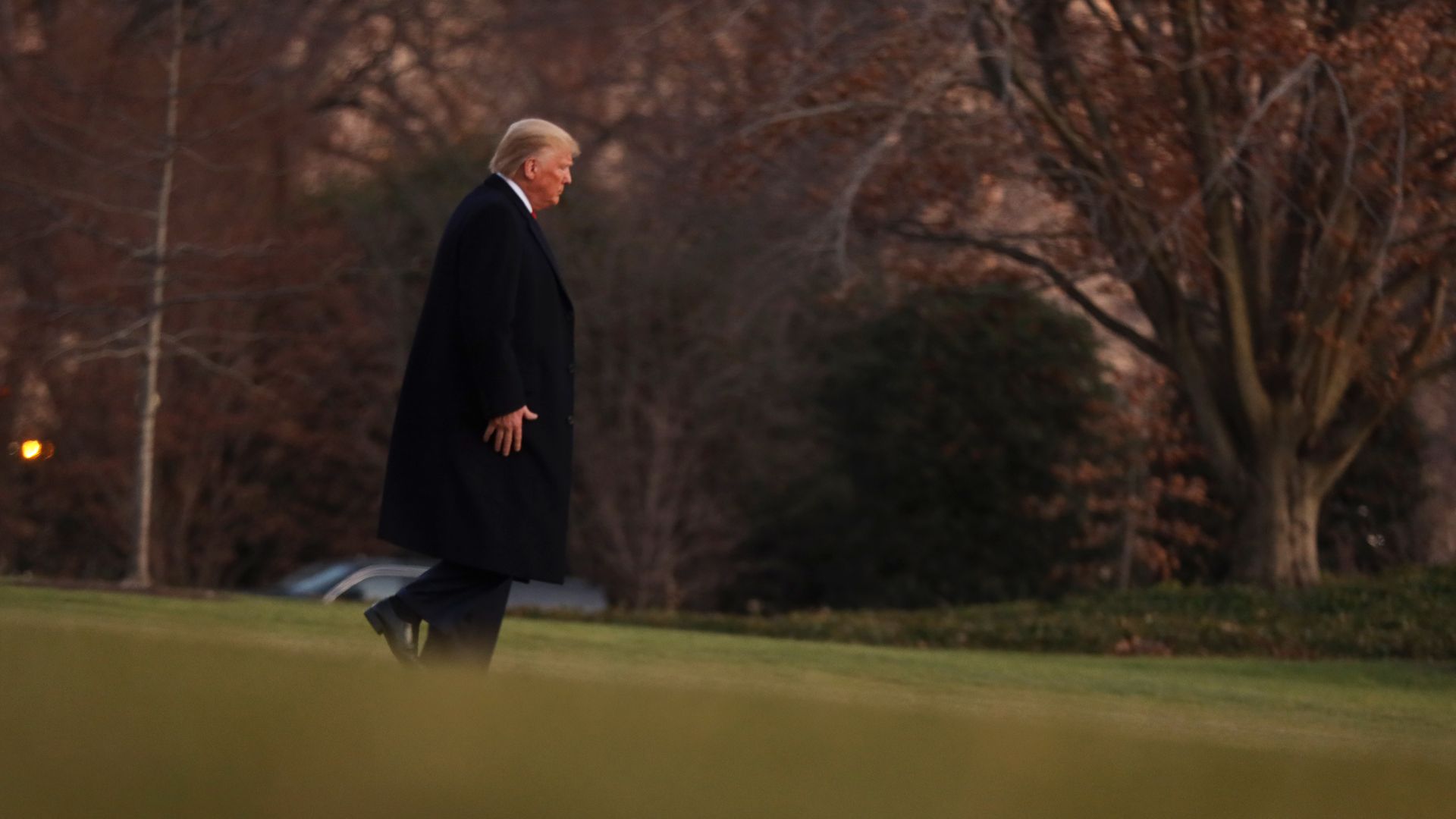 Trump walking to helicopter