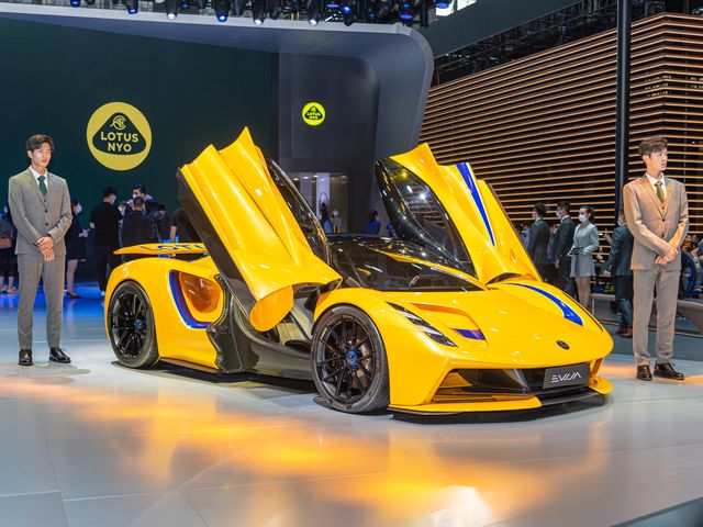 レアデック　lotus Tecnomodel 1:18 1983 Lotus 94T diecast model car review