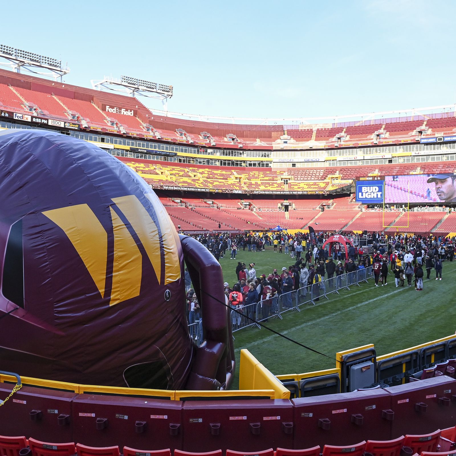 Is paying for Snyder's Washington Commanders stadium worth it? - WTOP News