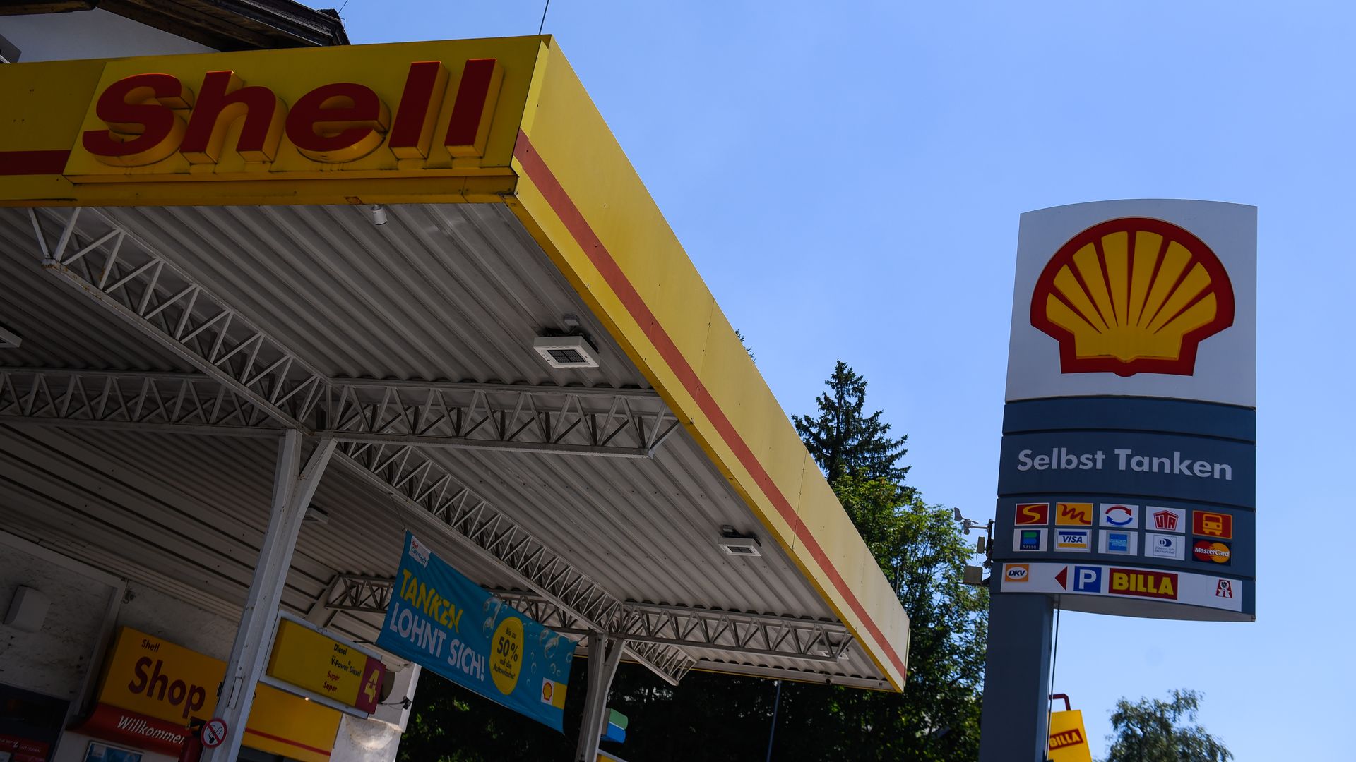 A shell gas station.