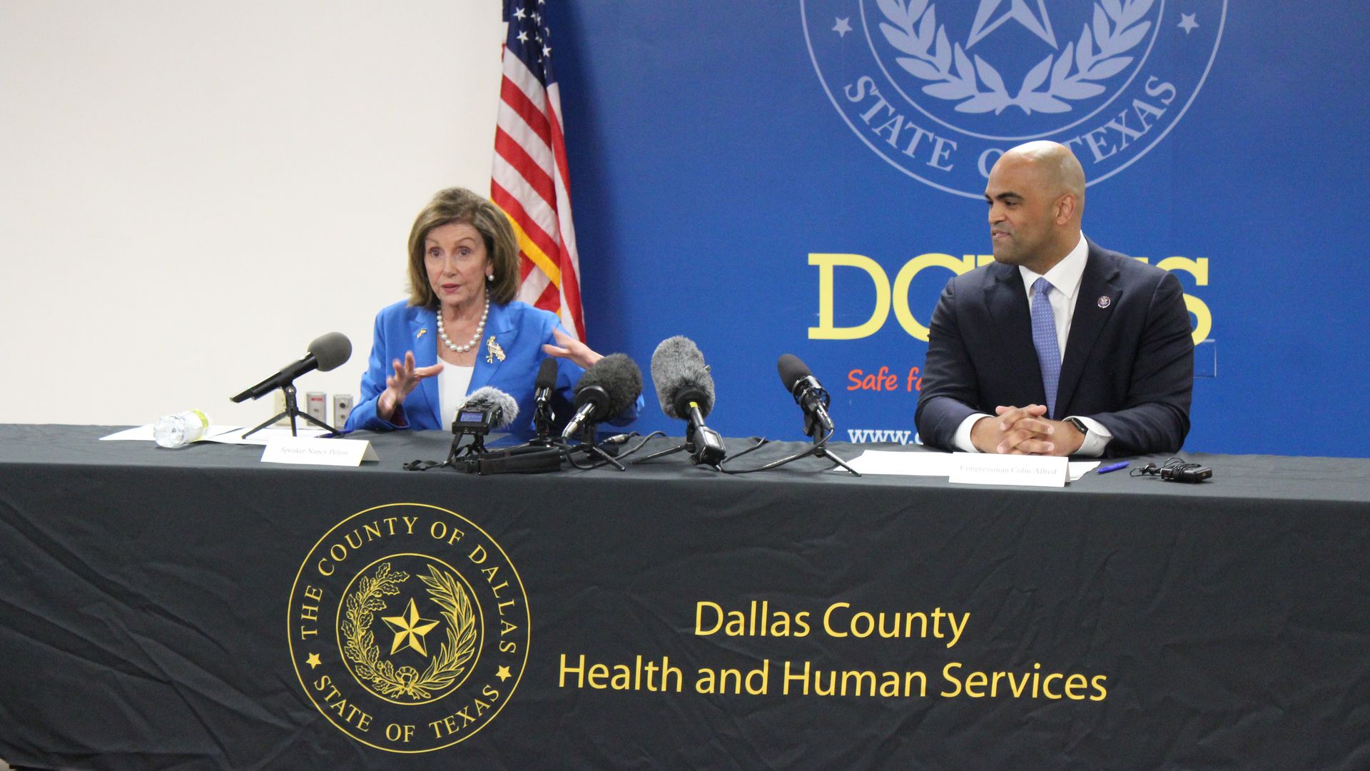 Rep. Allred looking lovingly at Rep. Pelosi in Dallas