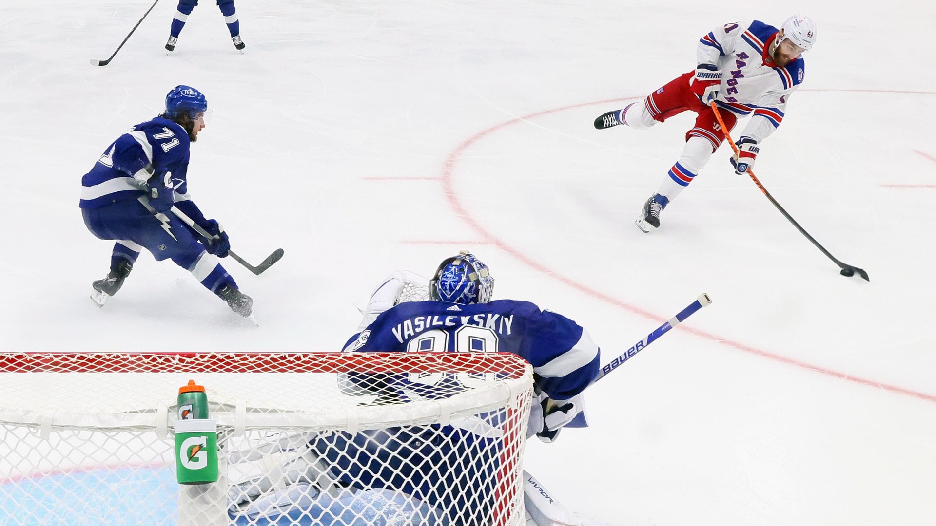 Rangers shooting on net