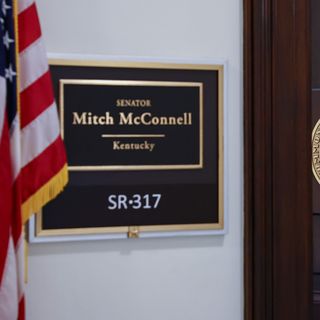 Speak or resign: Beshear ups demand for McConnell health status