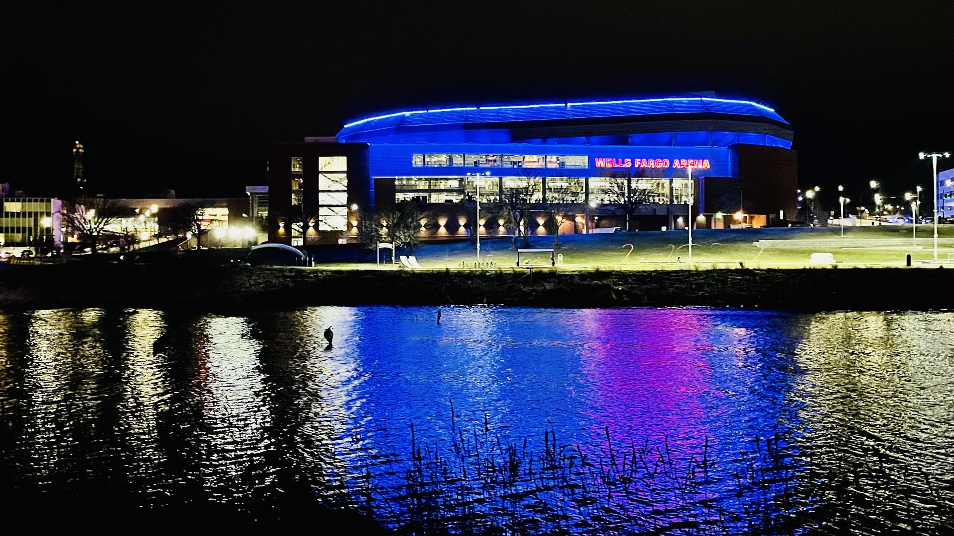 A photo of Wells Fargo Arena.