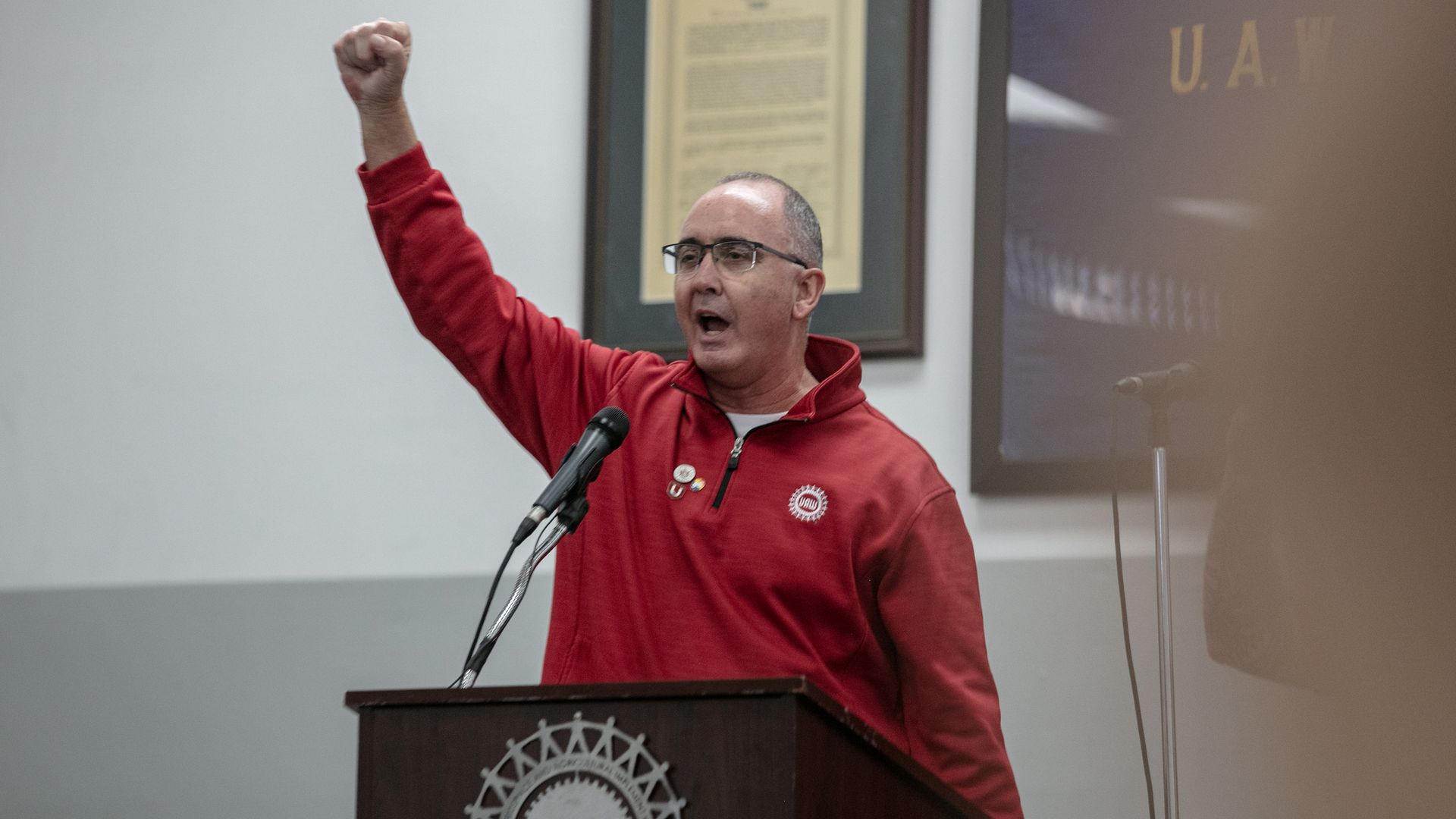  UAW members attend a rally in support of the labor union strike at the UAW Local 551 hall on the South Side on October 7, 2023 in Chicago, Illinois. 