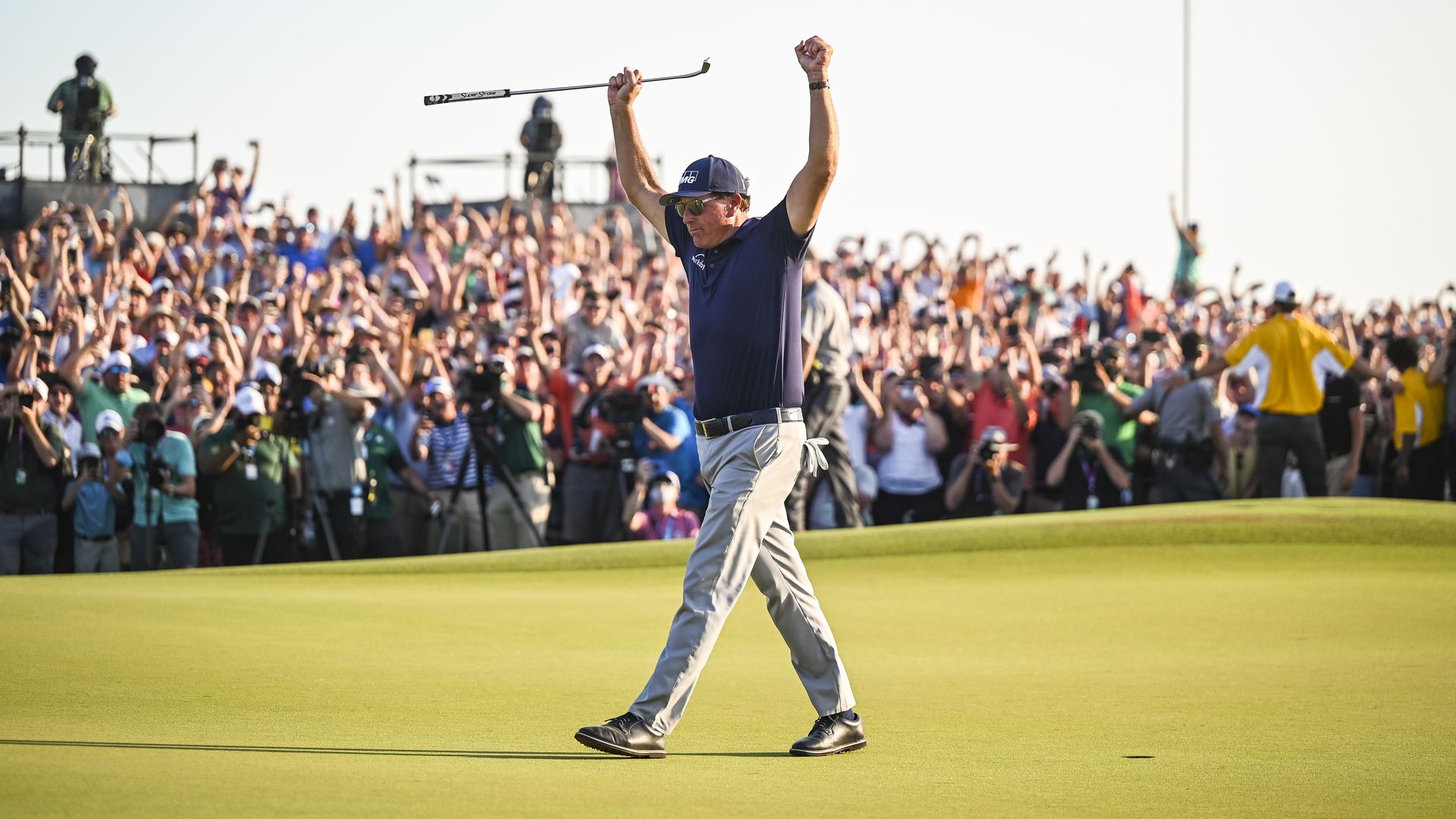 Phil Mickelson celebrating