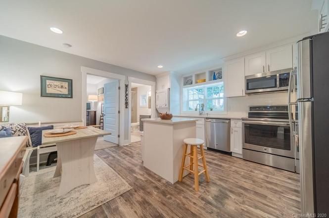 509 Louise Ave guest house kitchen