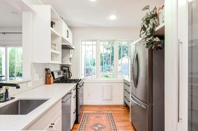 2133 Thurmond Pl kitcen