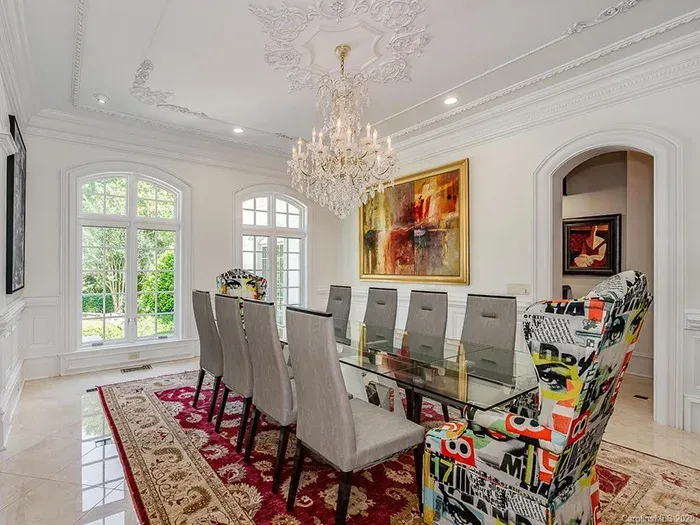 7430 Baltusrol Ln dining