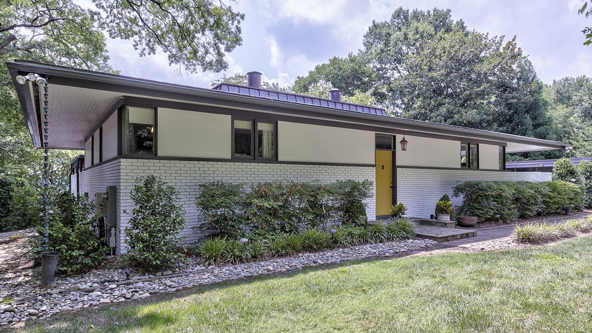 home tour mid century modern on lake wylie