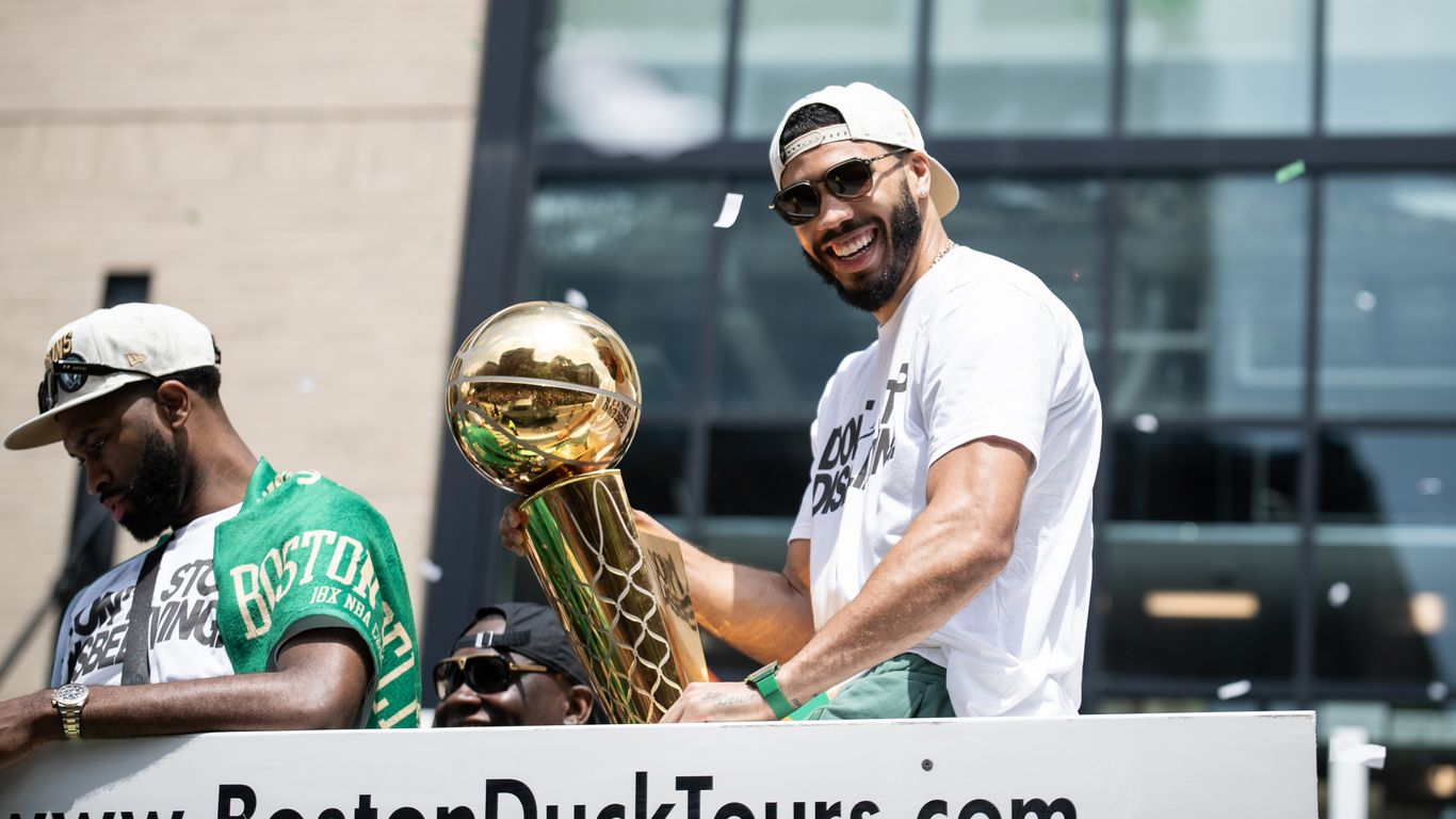 Highlights from the Celtics' NBA title parade - Axios Boston