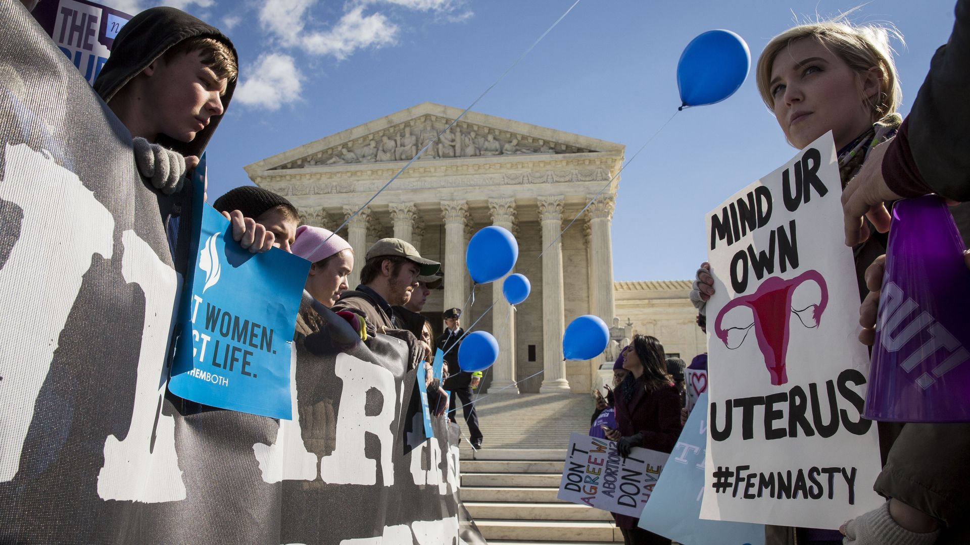Protest in front of the Supreme Court, 2016